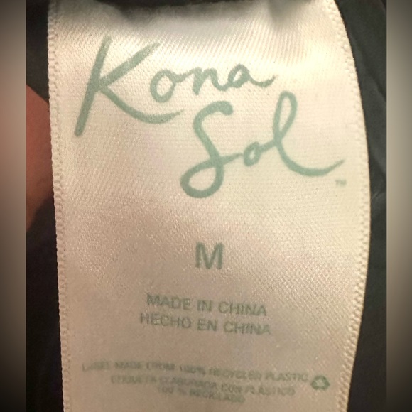 Kona Sol Women's Crochet Trim Plunge One Piece Swimsuit Size M - Picture 5 of 5